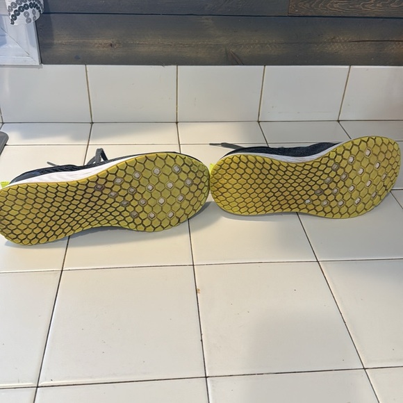 New Balance Fresh Foam Arishi Gray Mesh Women's Running Shoes Sz 9 - Picture 9 of 9